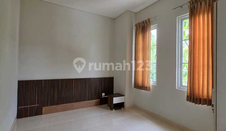 For Rent: Azura Vanya Park BSD 2-Story Semi-Furnished House 45 Million/Year