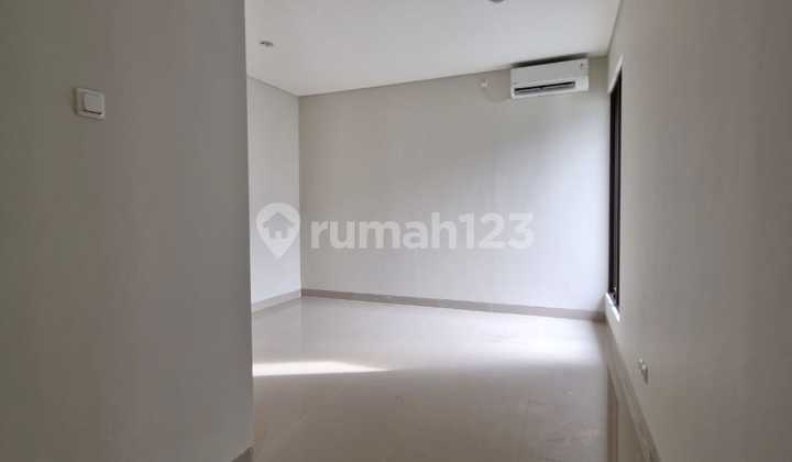 House in Paramount Petal Below Market Price Near Club House 2 Floors 2