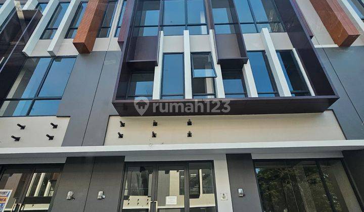 Sewa Ruko Campton Bsd 3 Lantai Harga Murah Lokasi Strategis Siap Huni  1