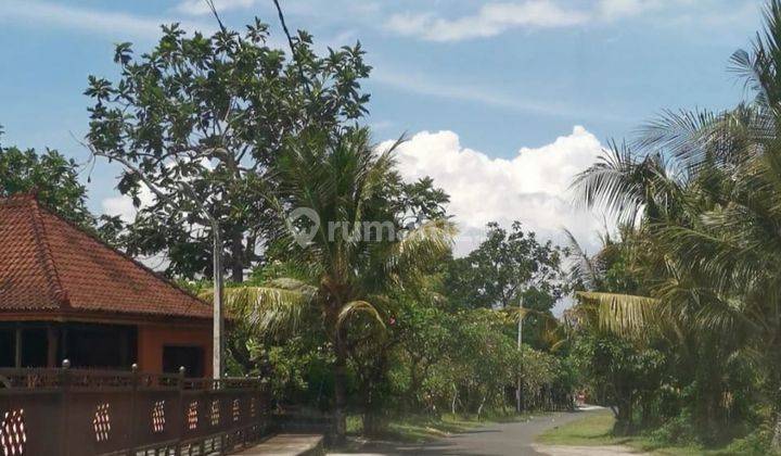 Beautiful Beach Front Villa In Klungkung quite Place And Good Occupancy 9
