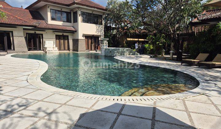 Very cheap than others.. bu land bonus villa 1300m2 di seminyak 1