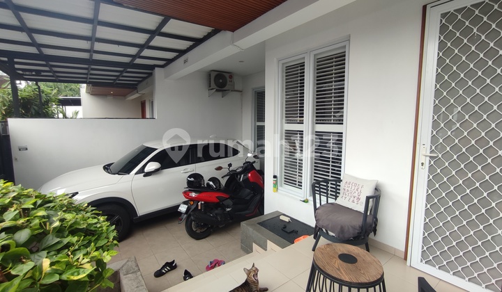 Beautiful House In Imam Bonjol Nearby Trans Studio 2