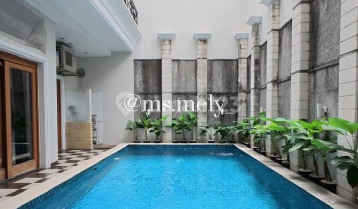 Luxury House 5 BR Big Swimming Pool Cempaka Putih Central Jakarta 2