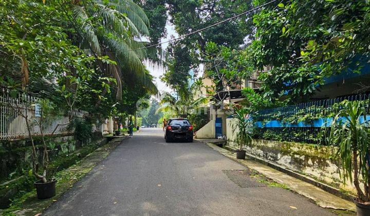 Rumah Hook Lokasi Strategis di Senopati Kebayoran Baru, Jakarta Selatan 2