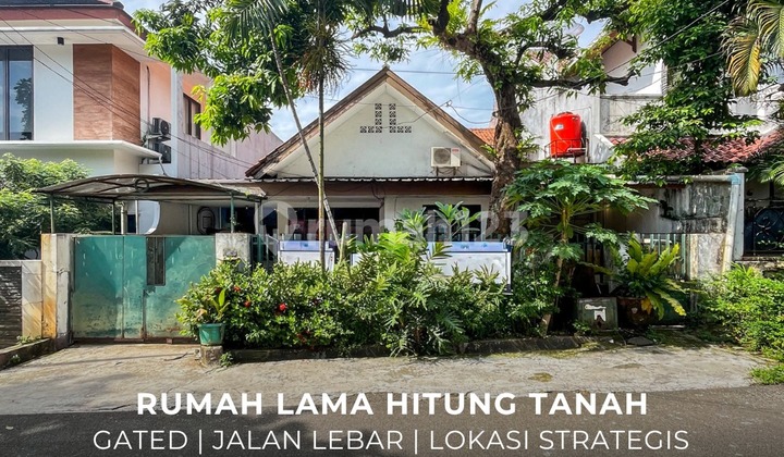 Rumah Hitung Tanah Lokasi Premium di Kebayoran Baru