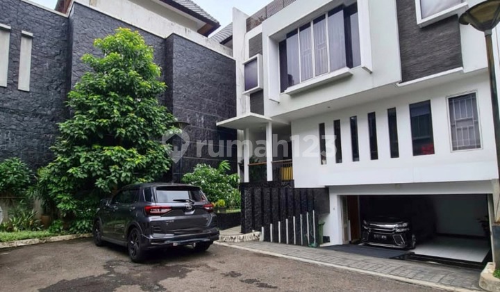 Rumah 2 Lantai + Rooftop Dalam Townhouse One Gate System Brawijaya Kebayoran Baru Jakarta Selatan 2