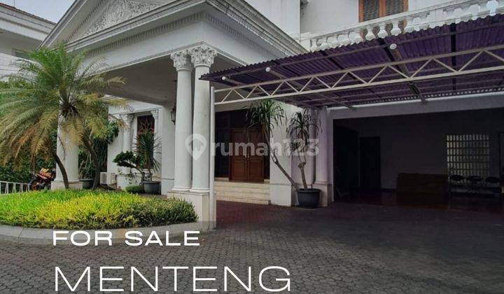 Rumah 2 Lantai Siap Huni Lahan Luas Strategis Area Menteng Jakarta Pusat 2