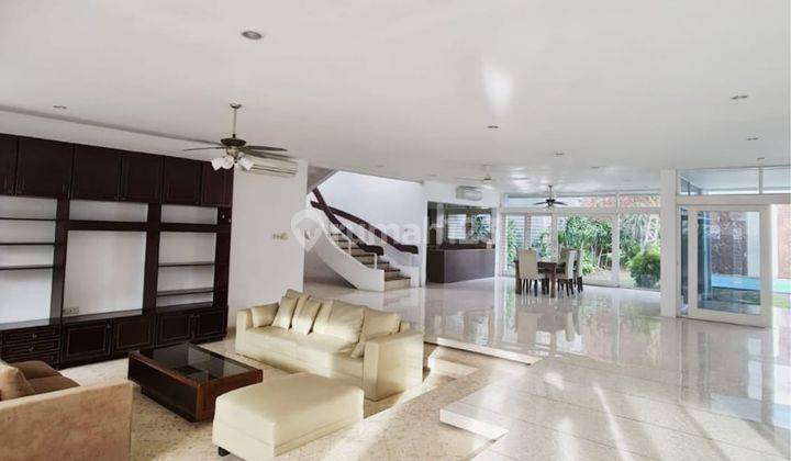 Rumah Area Simprug Strategis Jakarta Selatan 1