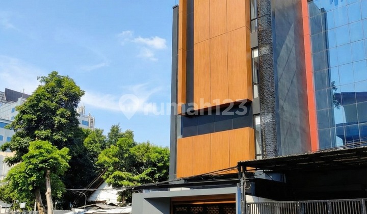 For Sale / New Boarding House for Rent in Salemba - Central Jakarta Brand New Cozy Co-Living 5 Floors, Elevator, Semi-Furnished One Step to UI Salemba - Ocasa4849 2