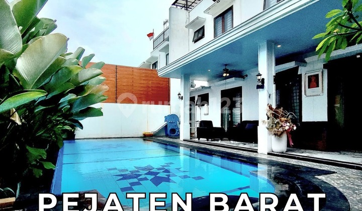 Rumah Klasik Modern Dengan Private Pool Dalam Cluster One Gate System Pejaten Barat Jakarta Selatan