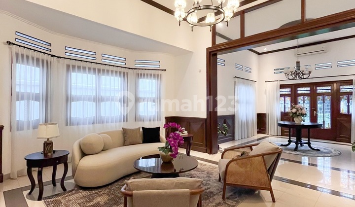 Newly Renovated House 2 Lantai Ring 1 Menteng - Ocasa3618 2