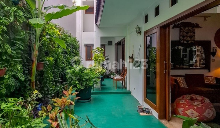Well-Maintained 2-Story Ready-to-Occupy House in Ragunan, South Jakarta 2
