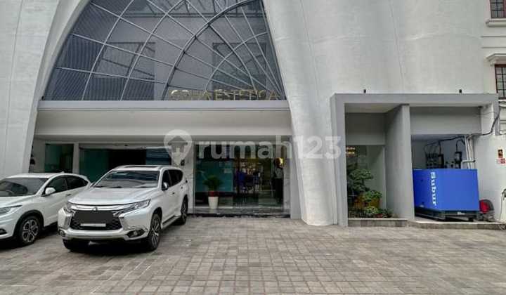 4-STORY BRAND NEW COMMERCIAL MINI BUILDING IN KEBAYORAN BARU, CLOSE TO SENOPATI AND SCBD, SOUTH JAKARTA