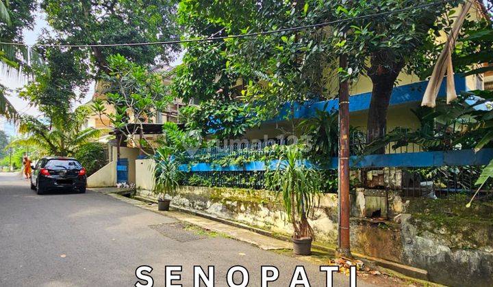 Rumah Hook Lokasi Strategis di Senopati Kebayoran Baru, Jakarta Selatan 1