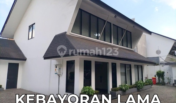 Rumah Kantor Newly Renovated 2 Lantai Premium Area Pakubuwono Kebayoran lama Jakarta Selatan - Ocasa4726