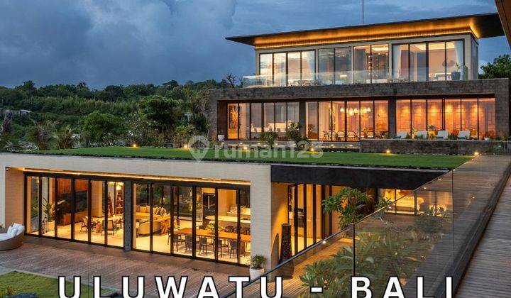 For Sale Bali Uluwatu Luxurious Ocean View Villa Fully Furnished, Freehold 1