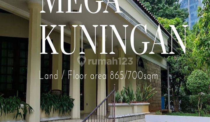 Jual Cepat!! Rumah Tua Lokasi Strategis  di Jl denpasar, Mega Kuningan 1