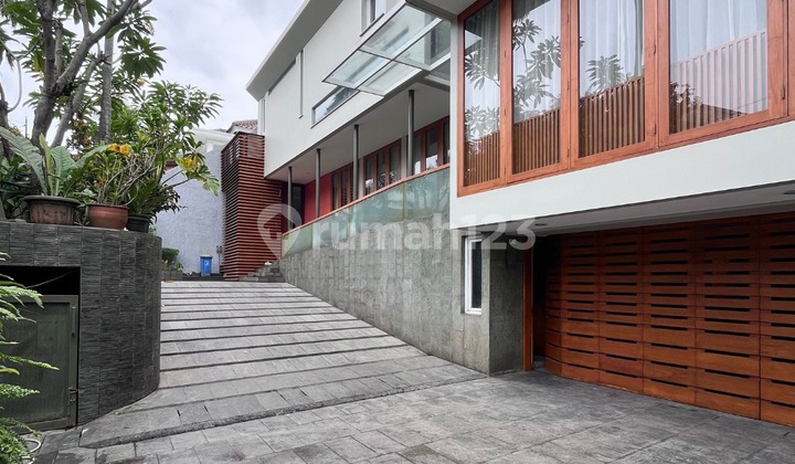 Rumah 2 Lantai Bagus Nyaman Dalam Komplek One Gated Security System Pondok Indah - Ocasa4801 2
