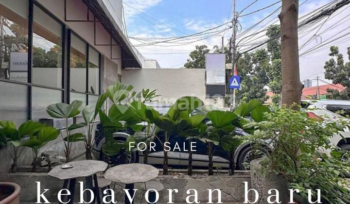 Bangunan Minimalist Cocok untuk Resto, Cafe Pakubuwono Area