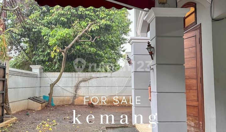 2-Storey House in Prime Area, South Jakarta Kemang - Ocasa4057