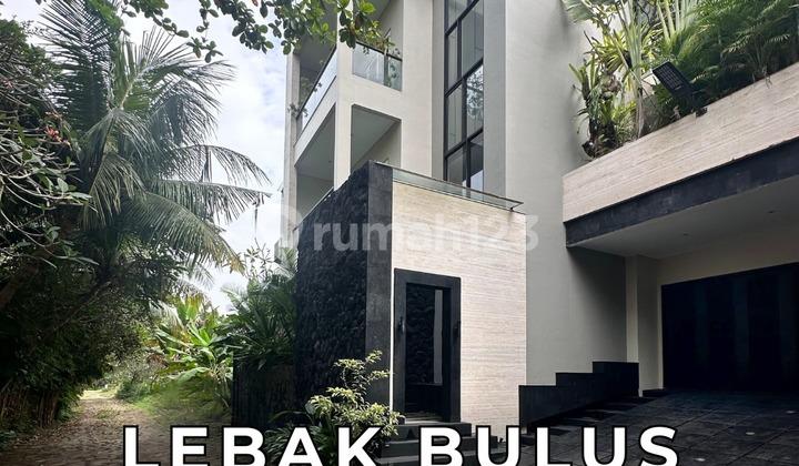 RUMAH MODERN 4 LANTAI SEMI FURNISHED LEBAK BULUS JAKARTA SELATAN