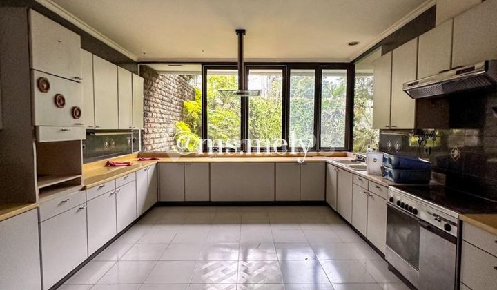 Rumah 2 Lantai Simprug Terusan Hang Lekir Jakarta Selatan 2