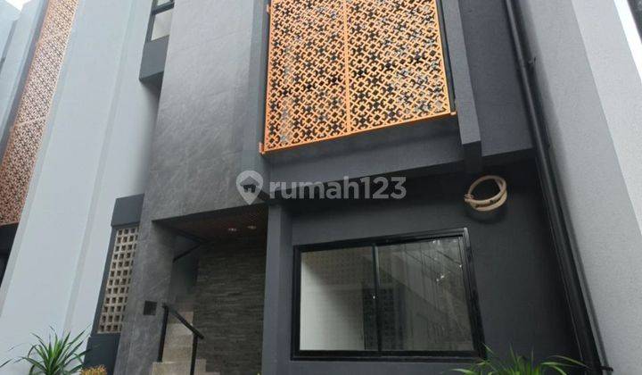 Landed House Premium di Permata Hijau Lokasi Strategis 2