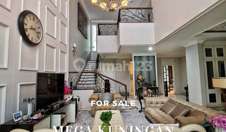 A beautiful 2-story house with 4 bedrooms in Mega Kuningan, South Jakarta A beautiful 2-story house with 4 bedrooms in Mega Kuningan, South Jakarta
