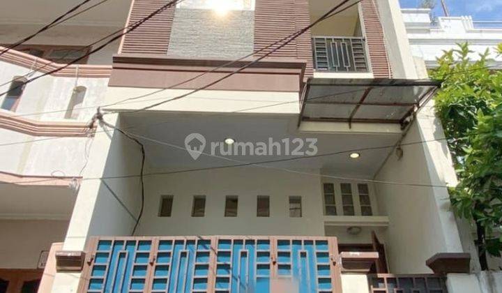 Dijual Rumah Rapi Minimalis Lokasi Strategis Di Pademangan, Jakarta Utara 1