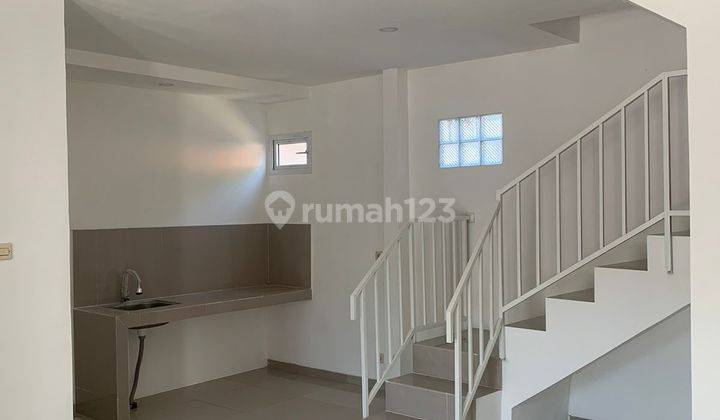 Rumah Idaman Akses Aman Mudah di Jangkau 2lt 3 Kamar 2