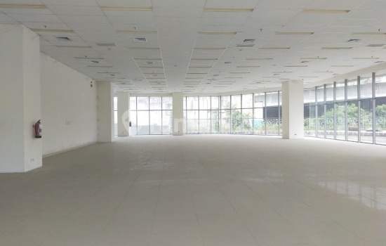 Gedung Lokasi Strategis Benda, Tangerang 2