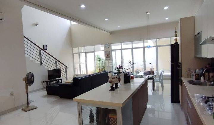 Rumah 2 lt Permata Buana Bagus 2