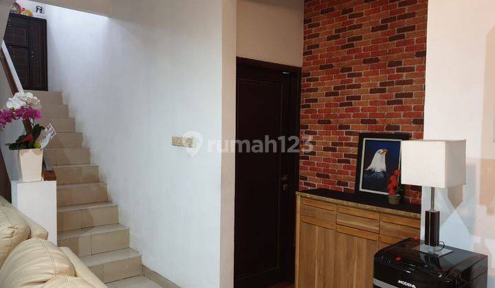 Rumah Mewah Full Furnish di Cluster Rumah Cira di Cipinang 2