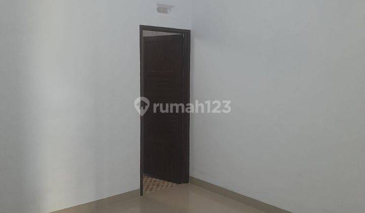 Jual Rumah Hadap Timur Siap Huni di Harapan Indah Bekasi 2