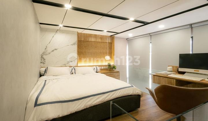 For sale: 3-Story Corner House Fully Furnished in Semayang Asya JGC Cluster, Cakung, East Jakarta 2