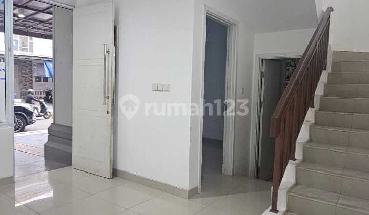 Comfortable House in La Seine Cluster, Jakarta Garden City, Cakung - East Jakarta 2