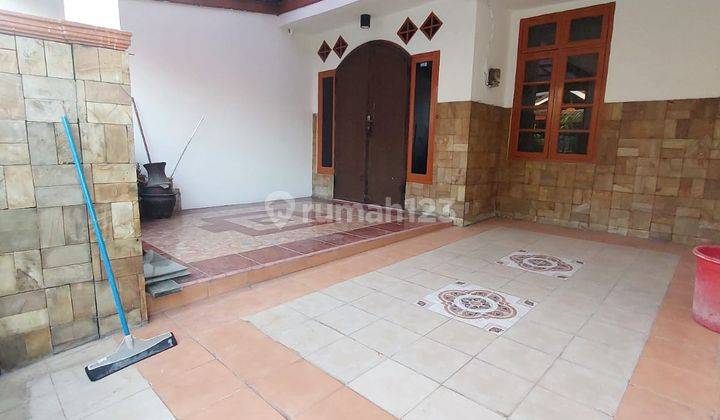 Dijual Rumah Cantik di Taman Harapan Baru Bekasi 1