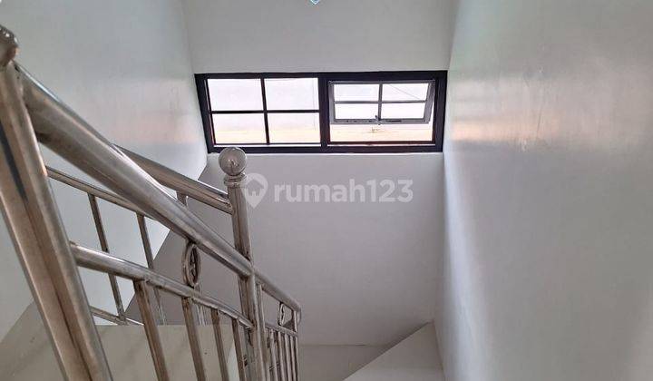 Dijual Rumah Baru Siap Huni 2Lt, di Taman Harapan Baru Bekasi  2