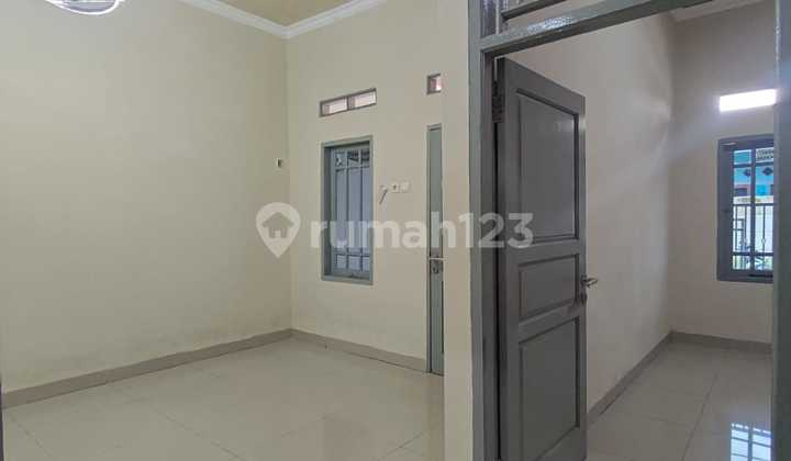 New Building House in Taman Harapan Baru Bekasi. 2