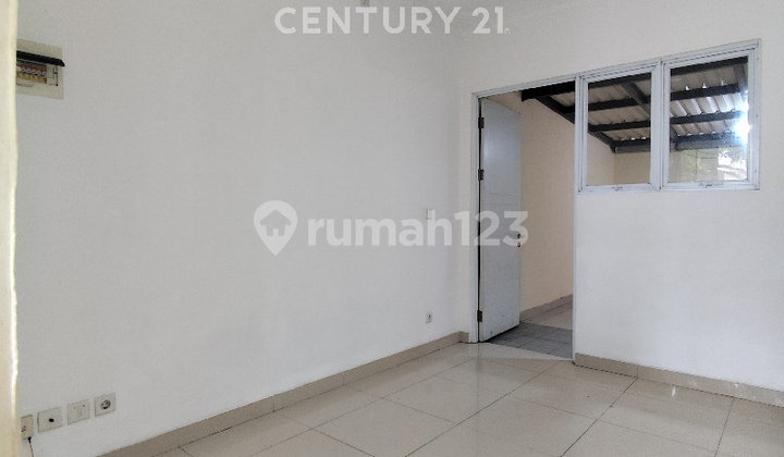 Rumah Siap Huni Cluster North Thames, Jakarta Garden City 2