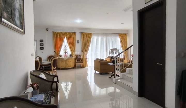 DIJUAL Rumah rapi siap huni dalam cluster Jakarta Garden City, Cakung