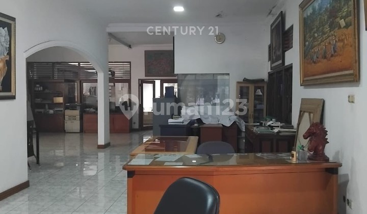 Dijual Rumah Lokasi Strategis di Tebet Jakarta Selatan