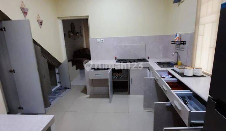 Dijual Rumah Hook 2 Lantai Royal Residance, Pulogebang, Jakarta Timur 2