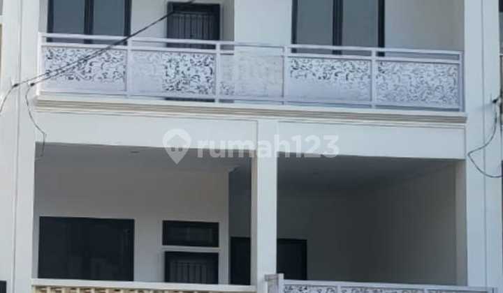 Dijual Rumah Bangunan Baru 2 Lantai di Harapan Indah 1 Kota Bekasi Dijual Rumah Bangunan Baru 2 Lantai di Harapan Indah 1 Kota Bekasi