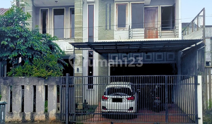 Rumah 2 Lantai Lokasi Strategis di Pinggir Jalan Nusa Loka Bsd