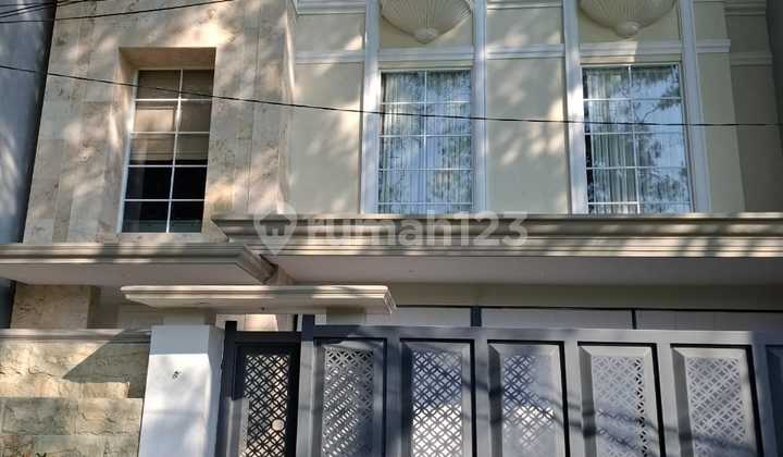 Rumah Mewah American Style di Komplek Parahyangan Permai, Gegerkalong Bandung 2