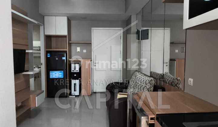 Comfortable and Strategic Unit with a Strategic Location at Parahyangan Residence Apartment