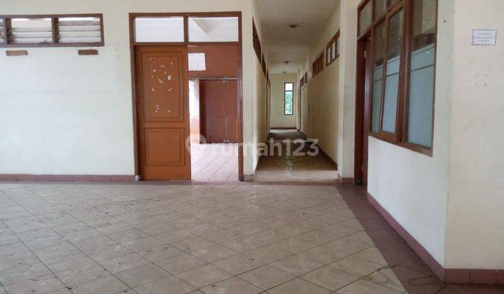 Jual Murah Gedung X Kampus, Sekolah Sayap Dago 5