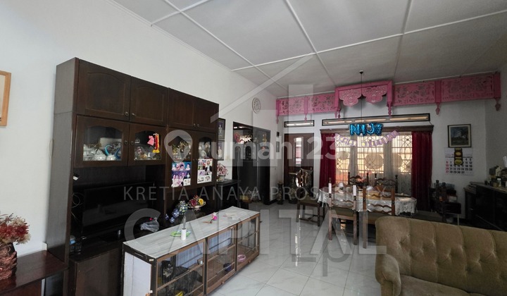 Rumah Luas Terawat Dan Asri di Kayu Ambon Lembang 2