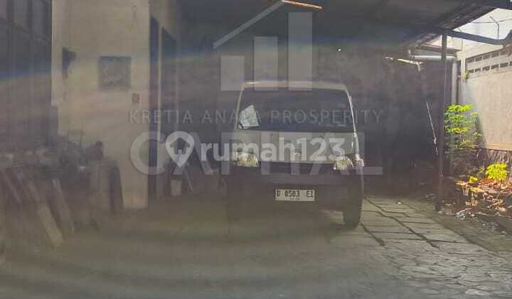 Ready-to-Use Warehouse Workspace in Pasteur Wing